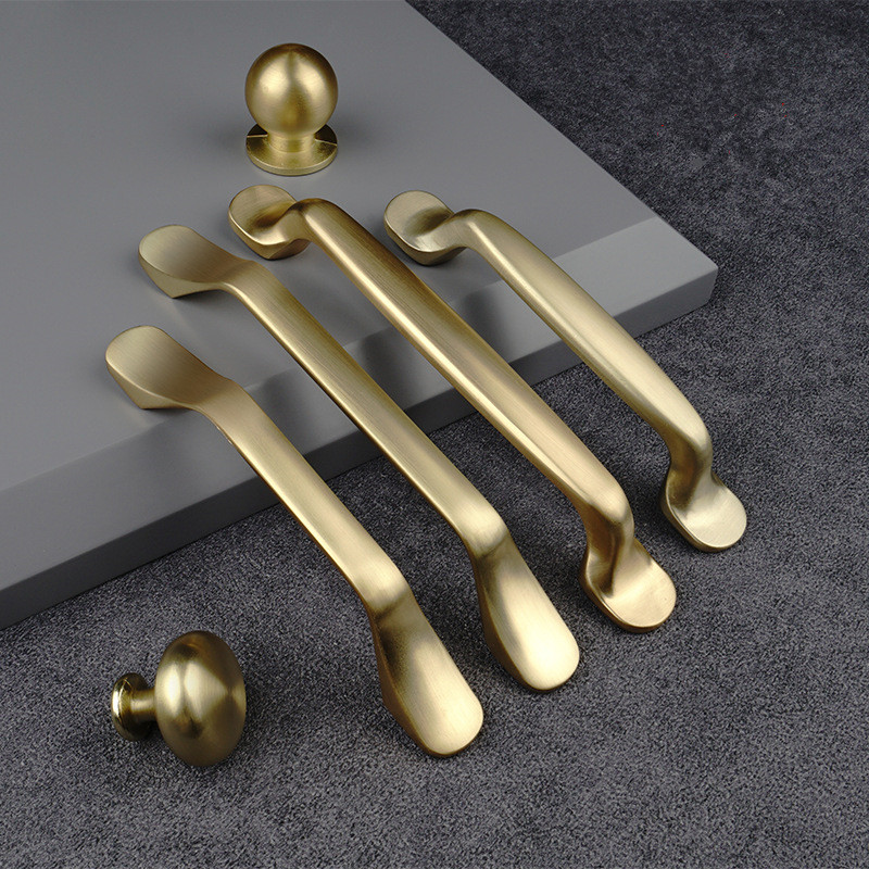 Furniture Hardware Gold - ゴールド家具ハンドルアルミキッチンプルワードローブキャビネット引き出しノブドレッサー食器棚ハードウェア家庭用
